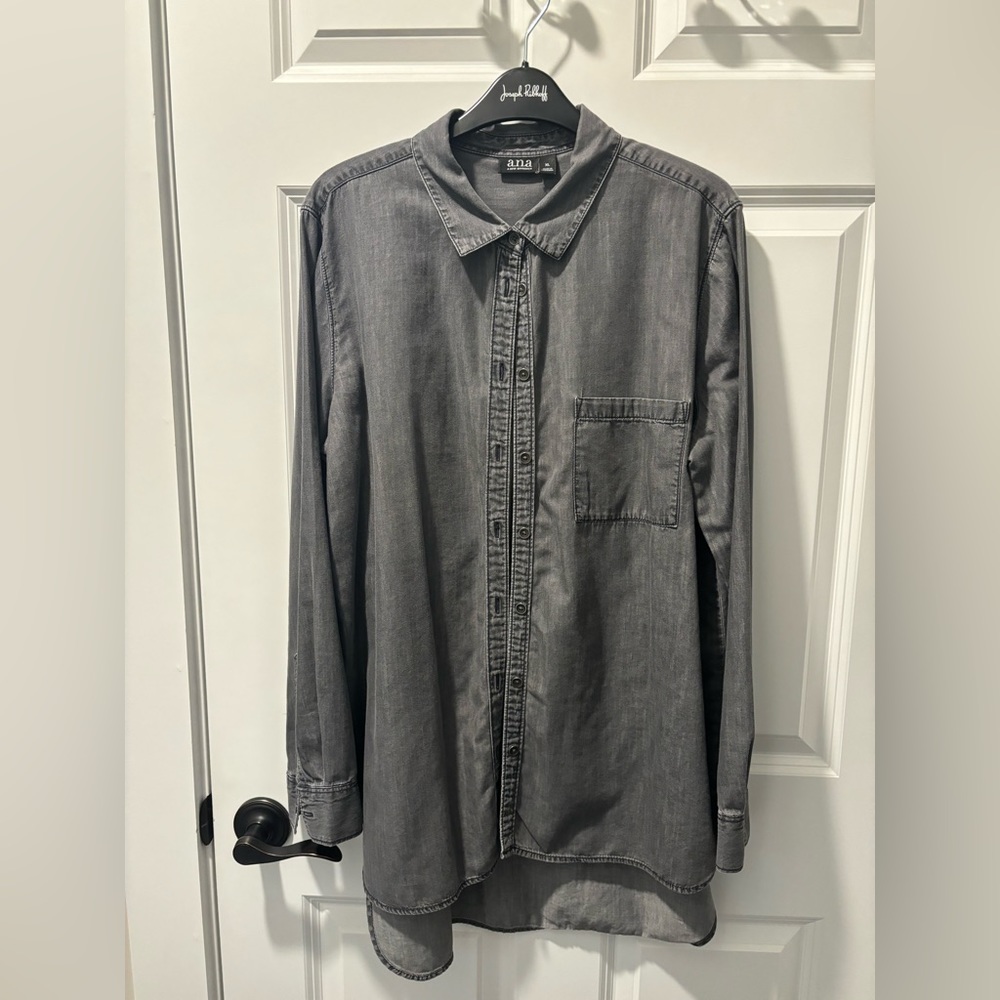 A.N.A. Women’s long sleeve cotton shirt Size XL